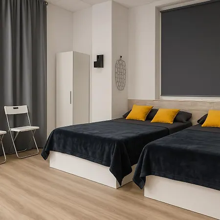 Alojamiento, 6 Personas *